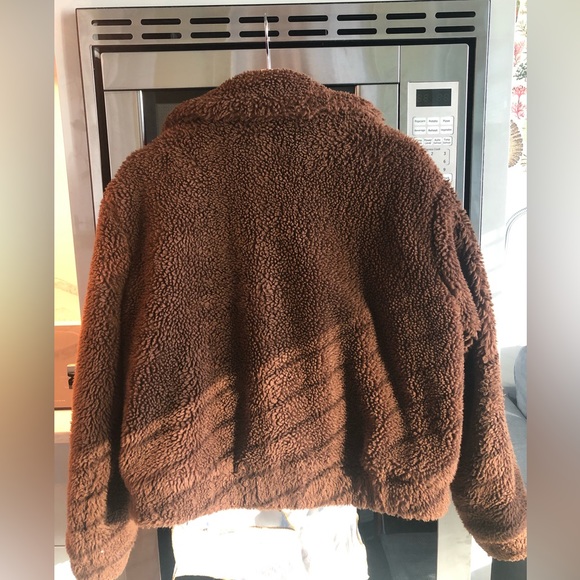Urban Outfitters Faux Fur Cropped Jacket, rich brown, size S - Picture 3 of 5